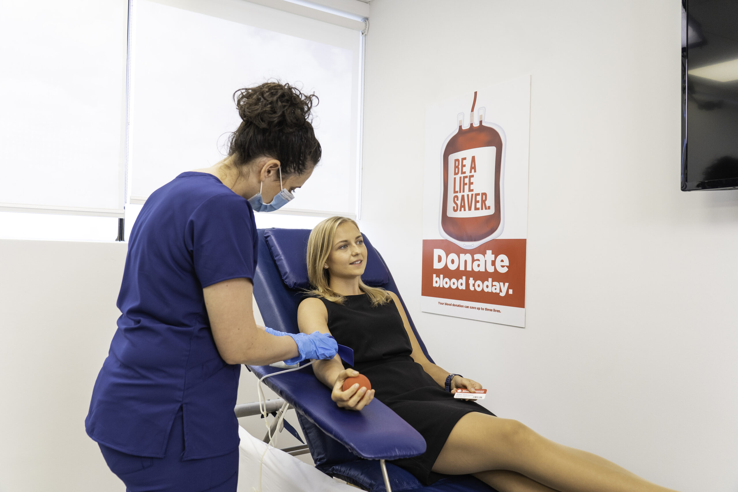 new-york-blood-center-announces-urgent-need-for-blood-and-platelet