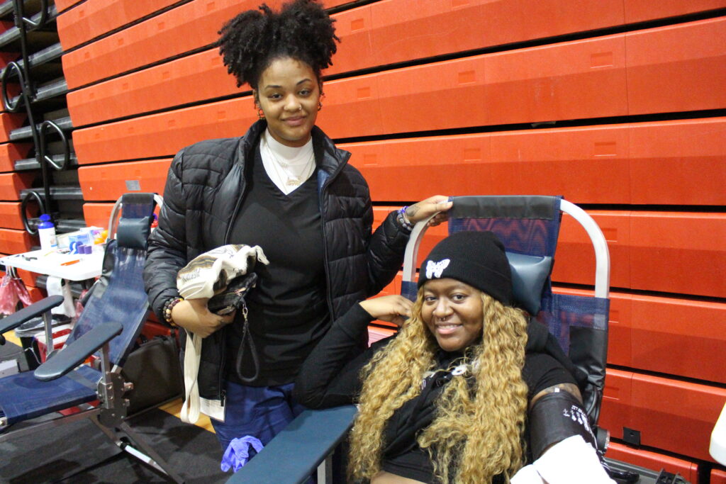 BBD staff member and student blood donor.
